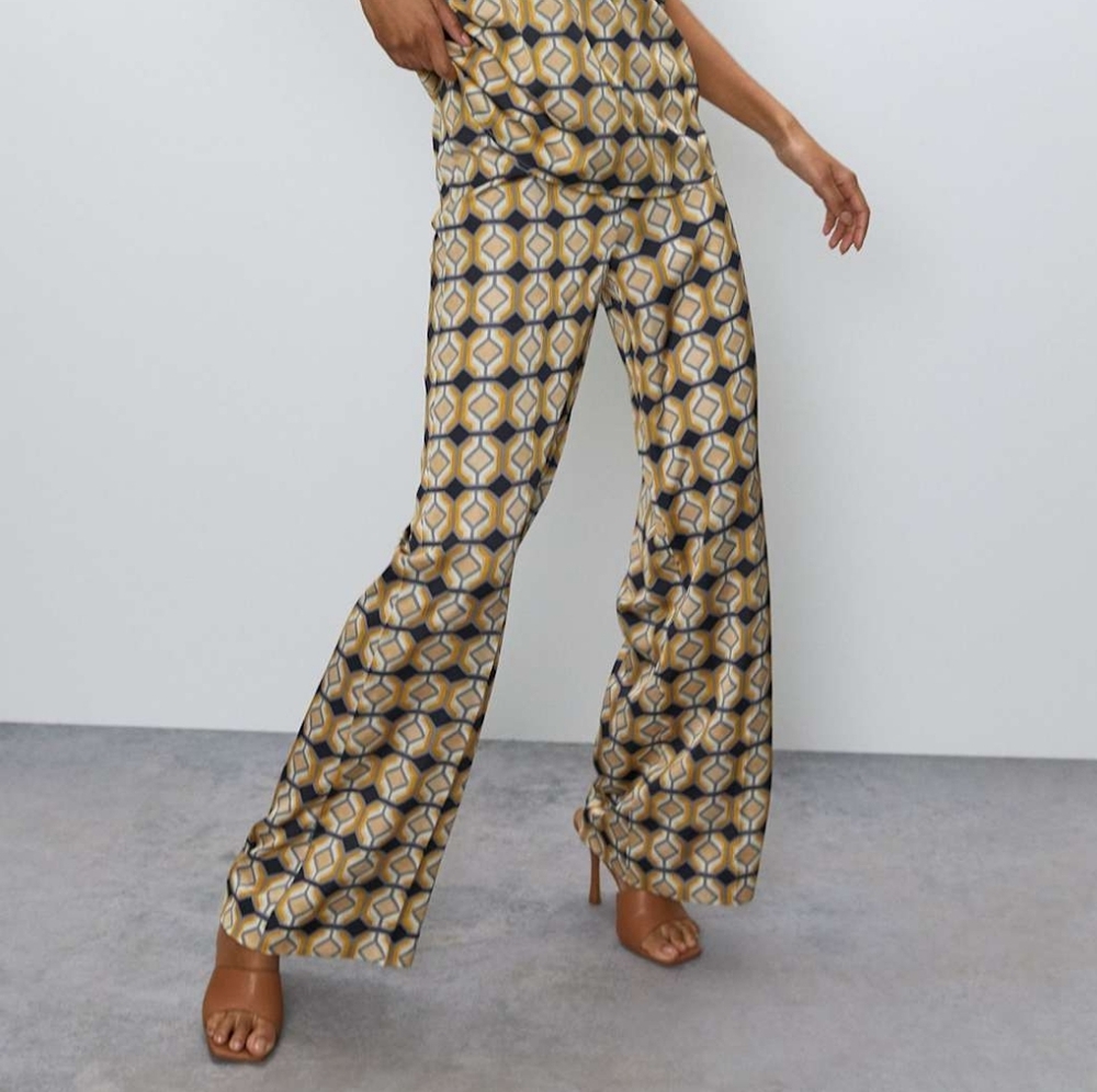 Aritzia Babaton Lincoln Wide Leg Pants Size 2 Geometric Bohemian Hippie